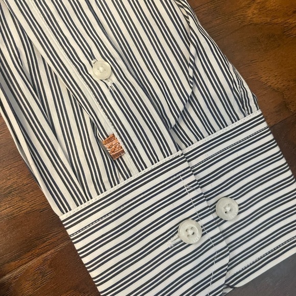 Tallia Men’s Button Up Shirt Size M - Picture 6 of 6